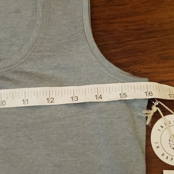 NWT Vuori Women's Blue Tank Top Size Medium - Picture 5 of 6